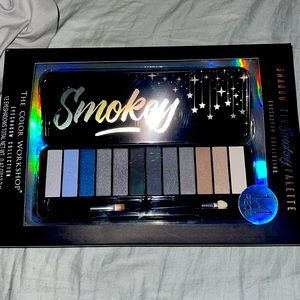 Smokey eye shadow 14piece set !